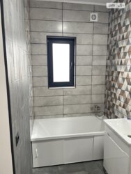 ������ 2 ����������� ������� � �������� � ������� �� 5 �����, 96 ��. �, 4 ������, �� ���. ��������� ���� 10