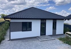 Продаж 1 поверхового будинку з опаленням і ділянкою на 7 соток, 105 кв. м, 4 кімнати, на вул. Ювілейна фото 2 Продаж 1 поверхового будинку з опаленням і ділянкою на 7 соток, 105 кв. м, 4 кімнати, на вул. Ювілейна фото 2