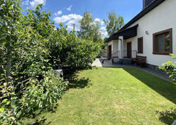 Продаж 2 поверхового будинку з гаражем і ділянкою на 6 соток, 236 кв. м, 7 кімнат, на вул. Синьоводська фото 5 Продаж 2 поверхового будинку з гаражем і ділянкою на 6 соток, 236 кв. м, 7 кімнат, на вул. Синьоводська фото 5