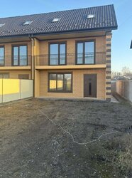 Продаж 2 поверхового таунхауса з ділянкою на 2 сотки, 148 кв. м, 4 кімнати, на Софіївська фото 1 Продаж 2 поверхового таунхауса з ділянкою на 2 сотки, 148 кв. м, 4 кімнати, на Софіївська фото 1