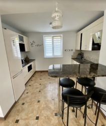 ������ 2 ����������� ������� � ������� �� 5 �����, 115 ��. �, 3 ������, �� ���. ������� ���� 5