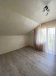 ������ 2 ����������� ������� � ������� � ������� �� 10 �����, 215 ��. �, 4 ������, �� ���. �������� ���� 2