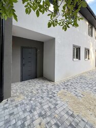 Продаж 2 поверхового таунхауса з ділянкою на 2.8 сотки, 105 кв. м, вул. Центральна фото 3 Продаж 2 поверхового таунхауса з ділянкою на 2.8 сотки, 105 кв. м, вул. Центральна фото 3