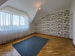 Продаж будинку з гаражем і ділянкою на 13.5 сотки, вул. Незалежна фото 16 Продаж будинку з гаражем і ділянкою на 13.5 сотки, вул. Незалежна фото 16