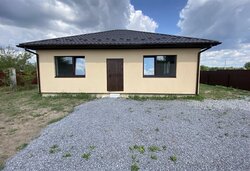 Продаж 1 поверхового будинку з ділянкою на 6 соток, вул. Л. Козицького фото 1 Продаж 1 поверхового будинку з ділянкою на 6 соток, вул. Л. Козицького фото 1