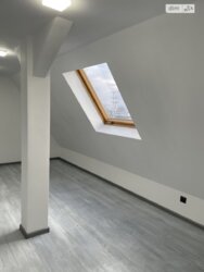 ������ 2 ����������� ������� � �������� � ������� �� 5 �����, 96 ��. �, 4 ������, �� ���. ��������� ���� 8