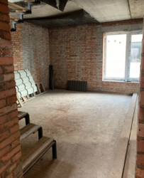 ������ 2 ����������� ������� � ������� �� 4 �����, 121 ��. �, 4 ������ ���� 6