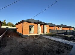 Продаж 1 поверхового будинку з ділянкою на 5 соток, 92 кв. м, вул. Квітки Цісик фото 2 Продаж 1 поверхового будинку з ділянкою на 5 соток, 92 кв. м, вул. Квітки Цісик фото 2