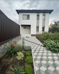 ������ 2 ����������� ������� ������� � ������� �� 43 �����, 150 ��. �, 4 ������, �� ���. ���������� ������ ���� 1