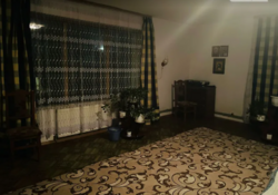 ������ 2 ����������� ������� � �������� � ������� �� 4 �����, 220 ��. �, 6 ����� ���� 5