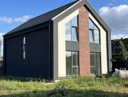 ������ 2 ����������� ������� � ������� �� 4 �����, 120 ��. �, ���. ������ ���� 1