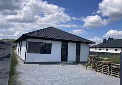 Продаж 1 поверхового будинку з опаленням і ділянкою на 7 соток, 105 кв. м, 4 кімнати, на вул. Ювілейна фото 3 Продаж 1 поверхового будинку з опаленням і ділянкою на 7 соток, 105 кв. м, 4 кімнати, на вул. Ювілейна фото 3