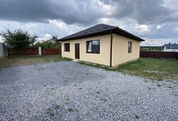 Продаж 1 поверхового будинку з ділянкою на 6 соток, вул. Л. Козицького фото 2 Продаж 1 поверхового будинку з ділянкою на 6 соток, вул. Л. Козицького фото 2