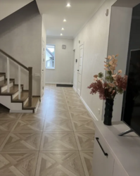 ������ 2 ����������� ������� ������� � ������� �� 43 �����, 150 ��. �, 4 ������, �� ���. ���������� ������ ���� 6