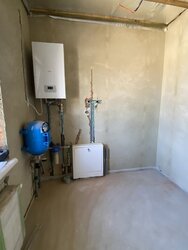 Продаж 1 поверхового будинку з опаленням і ділянкою на 5 соток, 95 кв. м, 3 кімнати, на вул. Незалежності фото 7 Продаж 1 поверхового будинку з опаленням і ділянкою на 5 соток, 95 кв. м, 3 кімнати, на вул. Незалежності фото 7