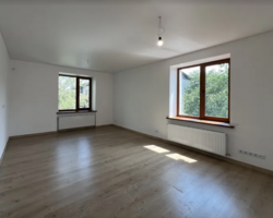 Продаж 3 поверхового будинку з гаражем і ділянкою на 13.5 сотки, 279 кв. м, 4 кімнати фото 18 Продаж 3 поверхового будинку з гаражем і ділянкою на 13.5 сотки, 279 кв. м, 4 кімнати фото 18