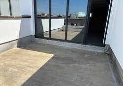 Продаж 3 поверхового таунхауса з ділянкою на 1 сотку, 300 кв. м, 4 кімнати фото 4 Продаж 3 поверхового таунхауса з ділянкою на 1 сотку, 300 кв. м, 4 кімнати фото 4