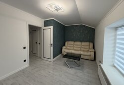 ������ 2 ����������� ��������� � ������� �� 1.5 �����, 90 ��. �., ����. �������� ���� 17