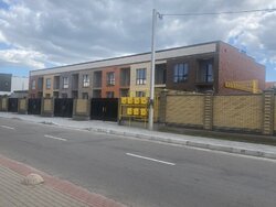 Продаж 2 поверхового таунхауса з ділянкою, 3 кімнати, на вул. Пирогова фото 1 Продаж 2 поверхового таунхауса з ділянкою, 3 кімнати, на вул. Пирогова фото 1