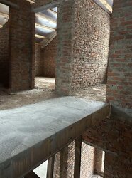 ������ 2 ����������� ������� � ��������� � ������� �� 9 �����, 200 ��. �, ����. ���������� ���� 5