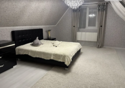 ������ 2 ����������� ������� � ������� �� 4 �����, 170 ��. �, 6 ����� ���� 16