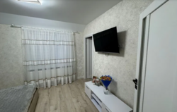 ������ 2 ����������� �������� � ������� �� 3 �����, 90 ��. �, 3 ������ ���� 4