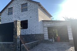 Продаж 2 поверхового будинку з ділянкою на 4 сотки, на вул. Сонячна фото 1 Продаж 2 поверхового будинку з ділянкою на 4 сотки, на вул. Сонячна фото 1