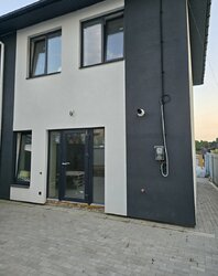 Продаж 2 поверхового таунхауса з ділянкою на 2 сотки, 90 кв. м, 2 кімнати фото 2 Продаж 2 поверхового таунхауса з ділянкою на 2 сотки, 90 кв. м, 2 кімнати фото 2