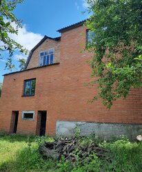 Продаж 2 поверхового будинку з гаражем і ділянкою на 4 сотки фото 2 Продаж 2 поверхового будинку з гаражем і ділянкою на 4 сотки фото 2