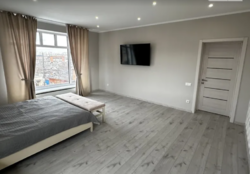  3        7.16 , 370 . , 7   12