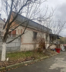 ������ 2 ����������� ������� � ������� �� 12 �����, 200 ��. �, 7 �����, �� ���. ����� ���������� ���� 2