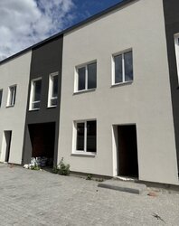 Продаж 2 поверхового таунхауса з ділянкою на 1 сотку, 137 кв. м, 3 кімнати, на вул. Юзвинська фото 1 Продаж 2 поверхового таунхауса з ділянкою на 1 сотку, 137 кв. м, 3 кімнати, на вул. Юзвинська фото 1