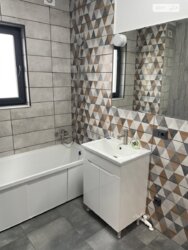 ������ 2 ����������� ������� � �������� � ������� �� 5 �����, 96 ��. �, 4 ������, �� ���. ��������� ���� 11