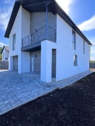 Продаж 2 поверхового будинку з гаражем і ділянкою на 8 соток, с. Лисогора фото 3 Продаж 2 поверхового будинку з гаражем і ділянкою на 8 соток, с. Лисогора фото 3