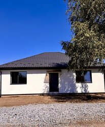 Продаж 1 поверхового будинку з верандою і ділянкою на 5 соток, 100 кв. м, 3 кімнати, на вул. Кропивницького фото 7 Продаж 1 поверхового будинку з верандою і ділянкою на 5 соток, 100 кв. м, 3 кімнати, на вул. Кропивницького фото 7