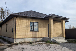 Продаж 1 поверхового будинку з опаленням і ділянкою на 5 соток, 95 кв. м, вул. Східна фото 1 Продаж 1 поверхового будинку з опаленням і ділянкою на 5 соток, 95 кв. м, вул. Східна фото 1