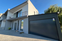 Продаж 3 поверхового таунхауса з ділянкою на 200 кв. м., 140 кв. м, 5 кімнат, на вул. Гетьмана Мазепи фото 1 Продаж 3 поверхового таунхауса з ділянкою на 200 кв. м., 140 кв. м, 5 кімнат, на вул. Гетьмана Мазепи фото 1