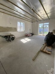 Продаж 1 поверхового будинку з опаленням і ділянкою на 5 соток, 95 кв. м, 3 кімнати, на вул. Незалежності фото 10 Продаж 1 поверхового будинку з опаленням і ділянкою на 5 соток, 95 кв. м, 3 кімнати, на вул. Незалежності фото 10