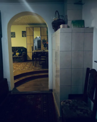 ������ 2 ����������� ������� � �������� � ������� �� 4 �����, 220 ��. �, 6 ����� ���� 6