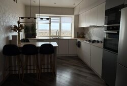 Продаж 3 поверхового будинку фото 1 Продаж 3 поверхового будинку фото 1