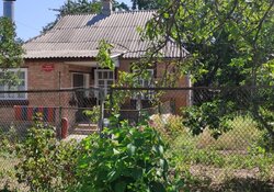 Продаж 1 поверхового будинку з ділянкою на 10 соток, 50.2 кв. м, 4 кімнати фото 1 Продаж 1 поверхового будинку з ділянкою на 10 соток, 50.2 кв. м, 4 кімнати фото 1