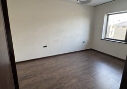  1        5 , 120 . , 3   9