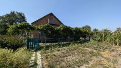 Продам два будинки на одній земельній ділянці. фото 3 Продам два будинки на одній земельній ділянці. фото 3