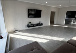  3        7.16 , 370 . , 7   2