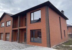 Продаж 2 поверхового таунхауса з ділянкою на 3 сотки, вул. Петра Сагайдачного фото 1 Продаж 2 поверхового таунхауса з ділянкою на 3 сотки, вул. Петра Сагайдачного фото 1