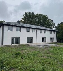 Продаж 2 поверхового таунхауса з ділянкою на 2.8 сотки, 105 кв. м, вул. Центральна фото 1 Продаж 2 поверхового таунхауса з ділянкою на 2.8 сотки, 105 кв. м, вул. Центральна фото 1