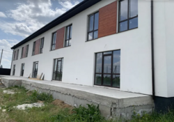 ������ 2 ����������� ��������� � ������� �� 2.5 �����, 115 ��. �, 4 ������, �� ����. ������ ���� 5