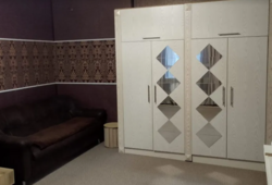 ������ 1 ����������� ������� � ������� � ������� �� 5.5 �����, 105 ��. �, 4 ������, �� ���. ������-������������� ���� 1