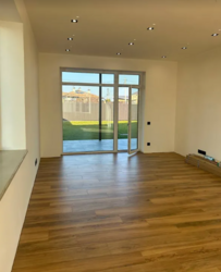 ������ 2 ����������� ������� � ��������� � ������� �� 5.6 �����, 155 ��. �, 5 �����, �� ���. ������� ���� 11