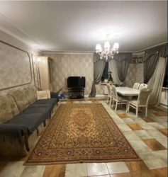 Продається 2 поверховий будинок, район магазину Грош-1 фото 2 Продається 2 поверховий будинок, район магазину Грош-1 фото 2